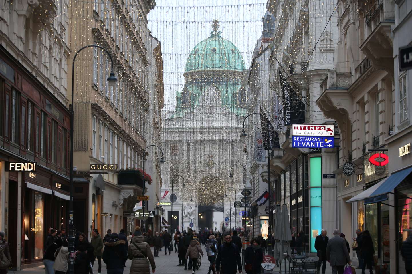 Austria impose curfew on those who are not fully vaccinated against coronavirus