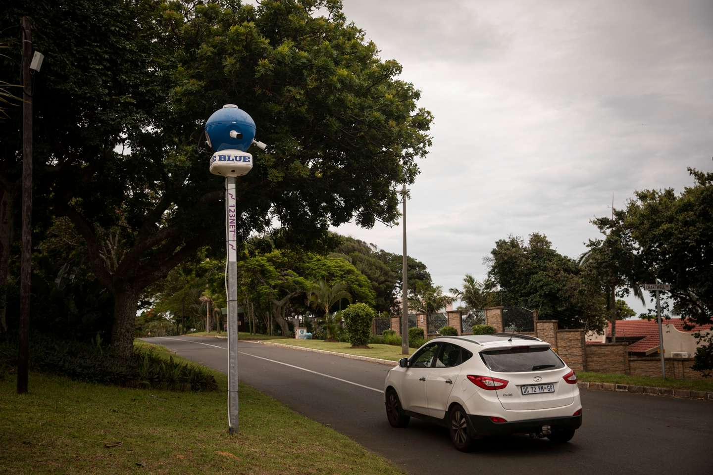 Reportagem sobre o bairro onde João Rendeiro viveu nos últimos dias antes de ser detido pelas autoridades sul-africanas. O ex-banqueiro João Rendeiro foi preso no dia 11 de dezembro, num hotel em Durban, na província sul-africana do KwaZulu-Natal, numa operação que resultou da cooperação entre as polícias portuguesa, angolana e sul-africana. Durban, África do Sul, 19 de dezembro de 2021. JOÃO PORFÍRIO/OBSERVADOR