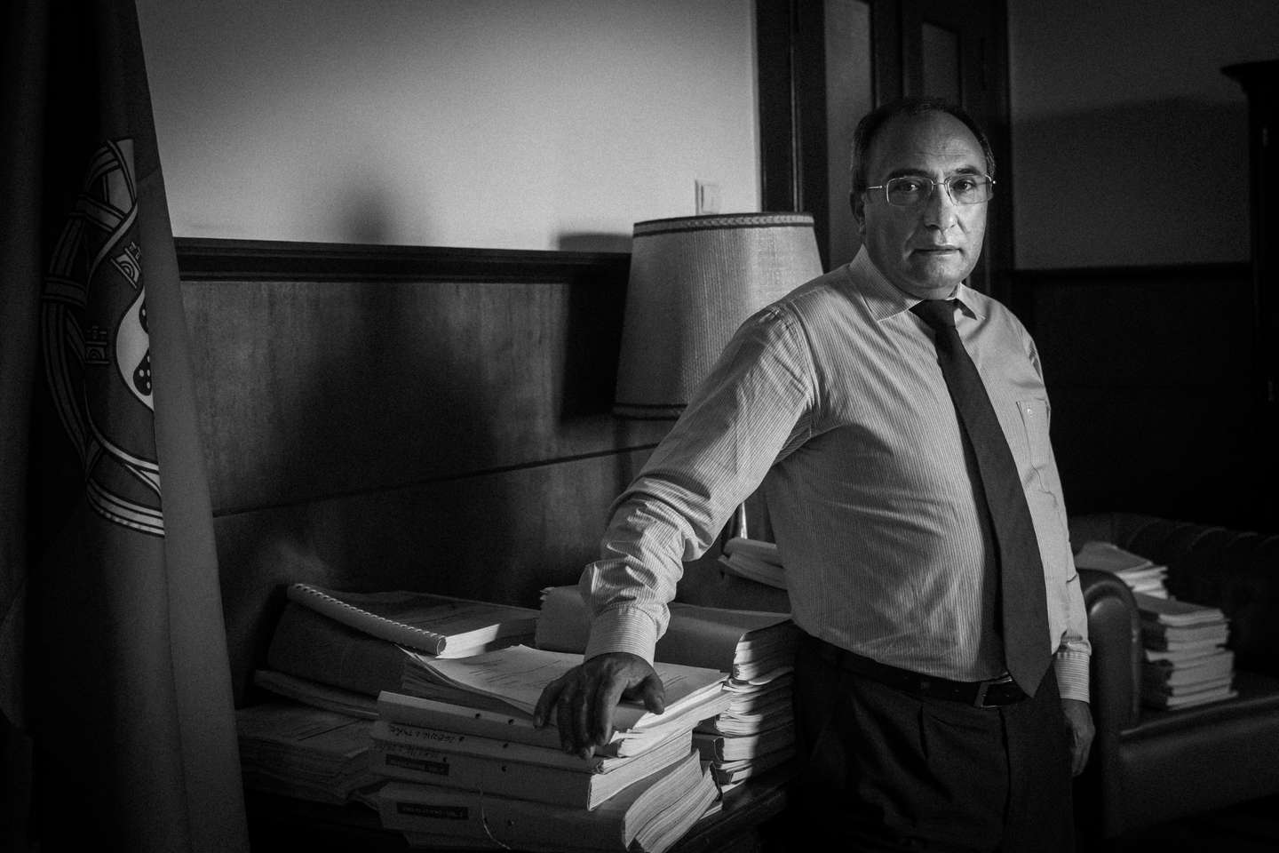Entrevista a Orlando Romano. Grande reportagem sobre as FP-25. Forças Populares 25 de Abril foram uma organização terrorista de extrema-esquerda que operou em Portugal entre 1980 e 1987. Parte significativa dos seus militantes procediam das antigas Brigadas Revolucionárias, organização portuguesa de extrema-esquerda criada no início dos anos 70 por dissidentes do PCP. JOÃO PORFÍRIO/OBSERVADOR