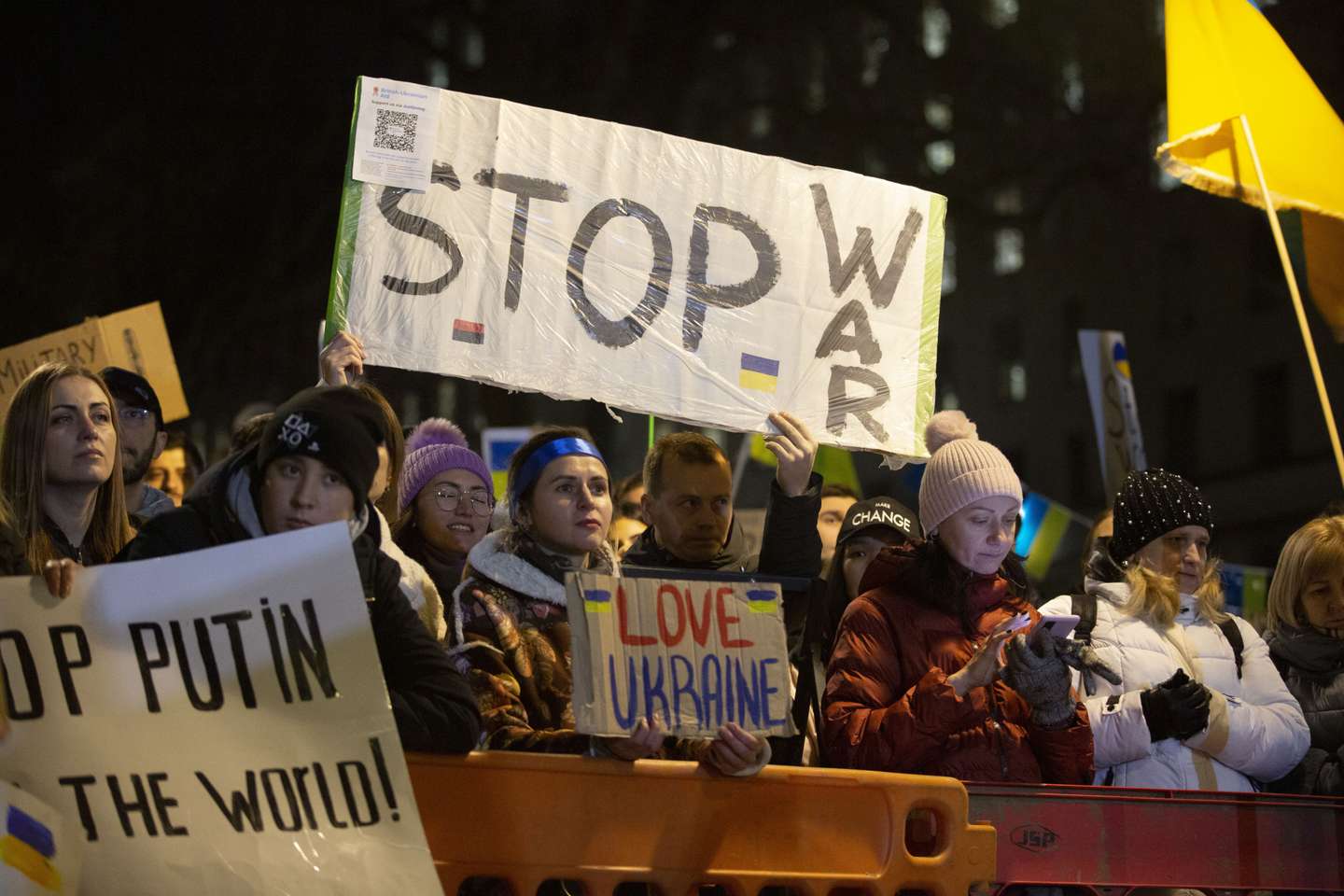 Protestos contra a invasão da Ucrânia em Londres, Reino Unido