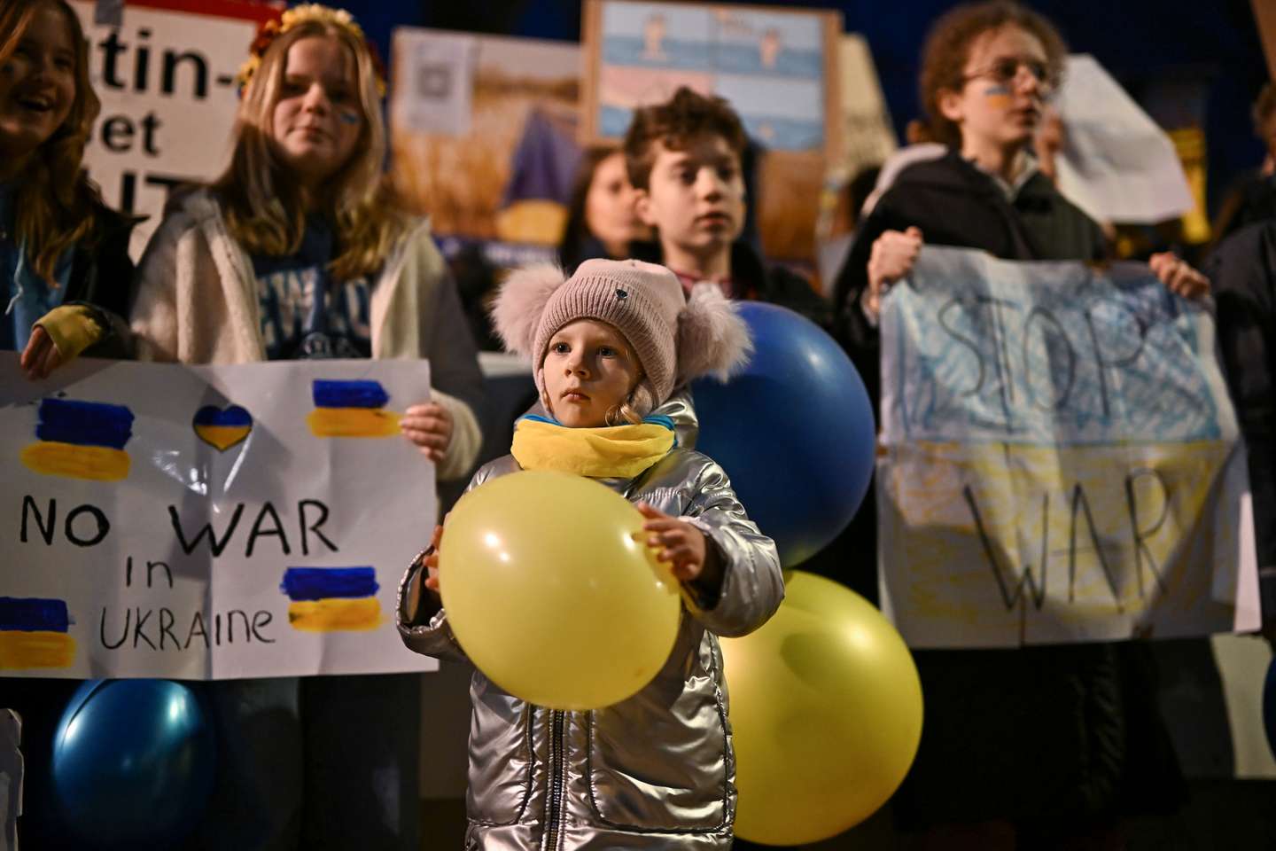Protestos contra a invasão da Ucrânia em Londres, Reino Unido
