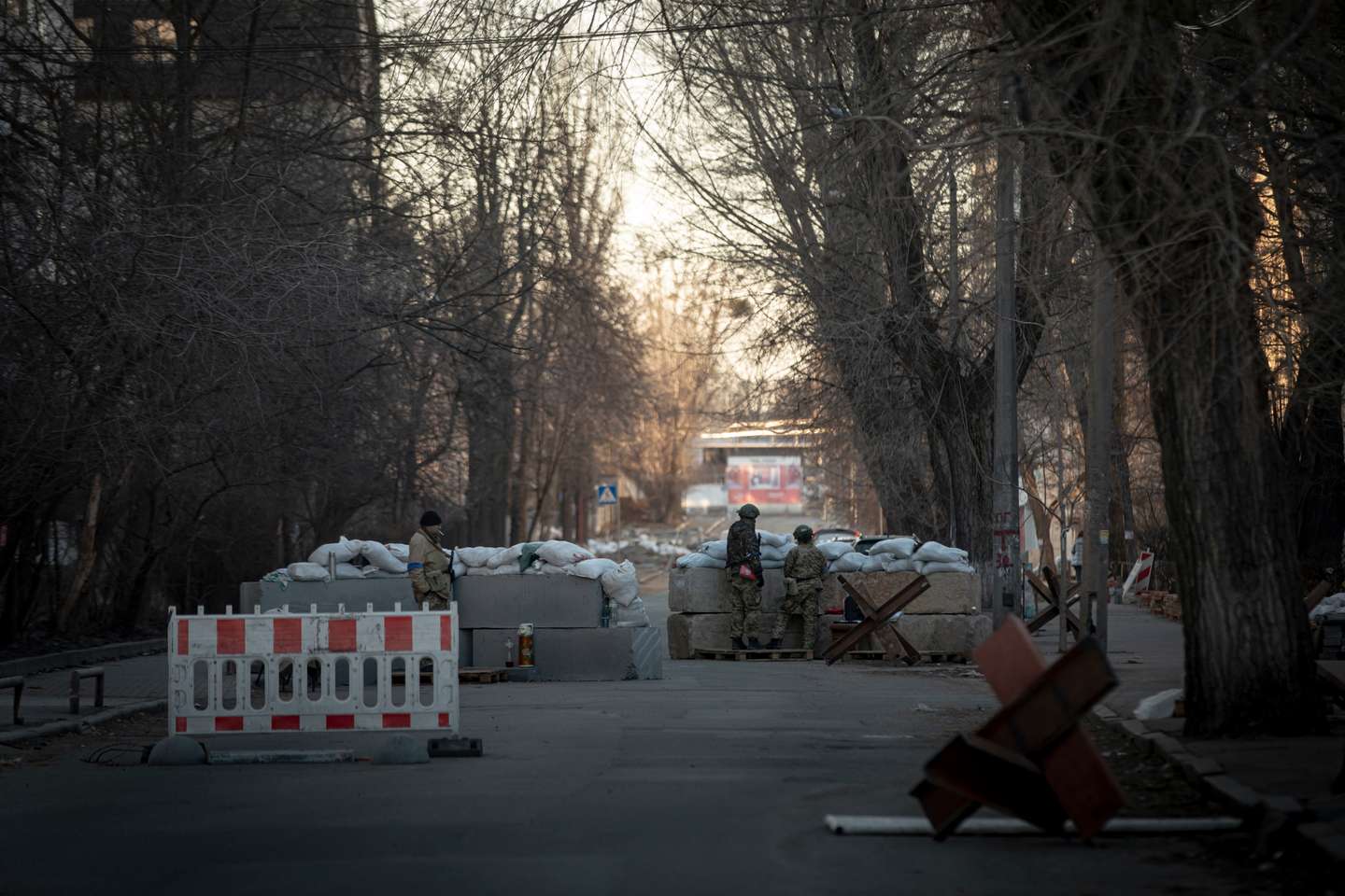 Reportagem nos check-points da cidade de Kiev, capital da Ucrânia. A Rússia, a mando do seu presidente, Vladimir Putin, invadiu a Ucrânia no passado dia 24 de fevereiro de 2022. Kiev, Ucrânia, 15 de março de 2022. JOÃO PORFÍRIO/OBSERVADOR