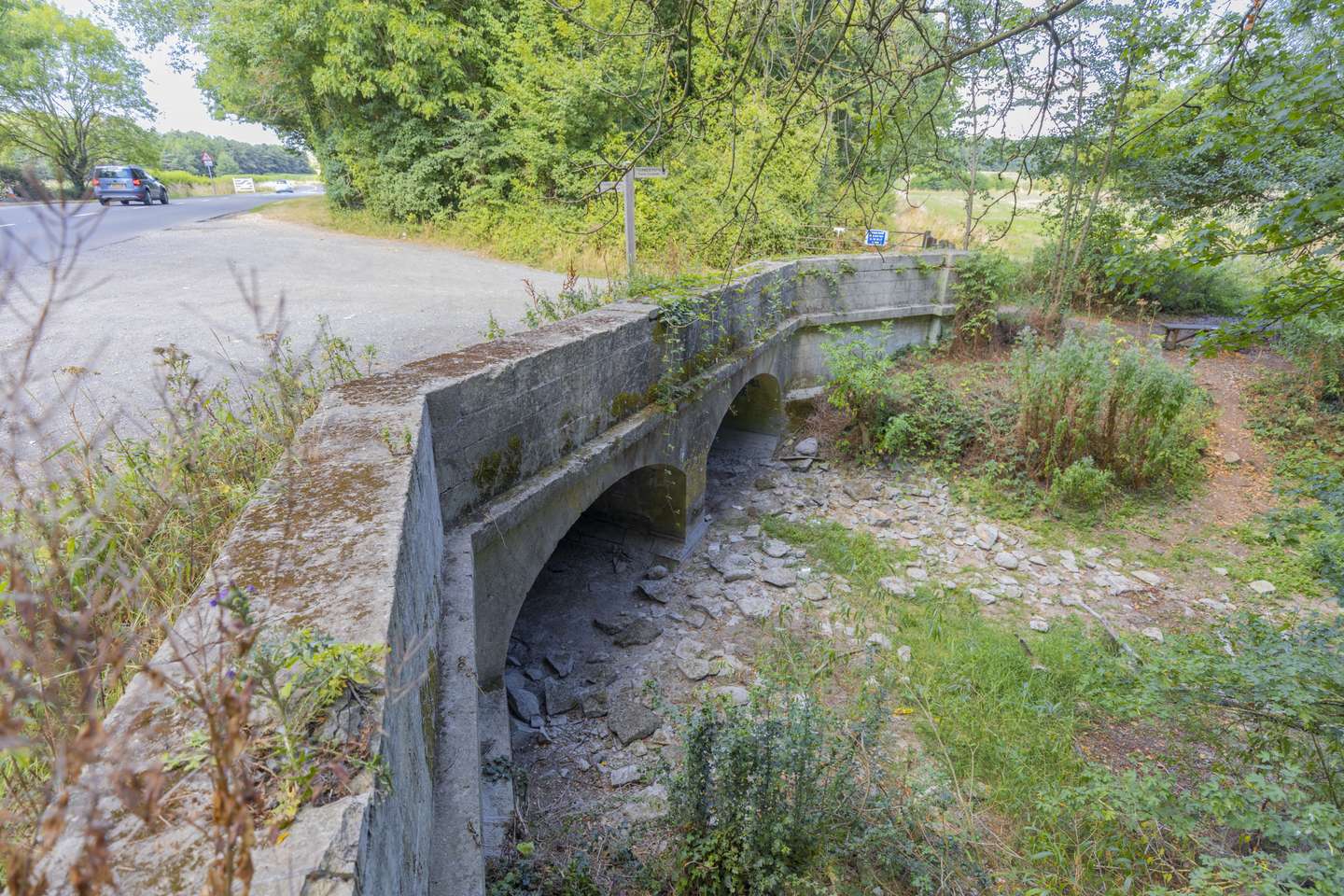 Source of River Thames dries out due to drought