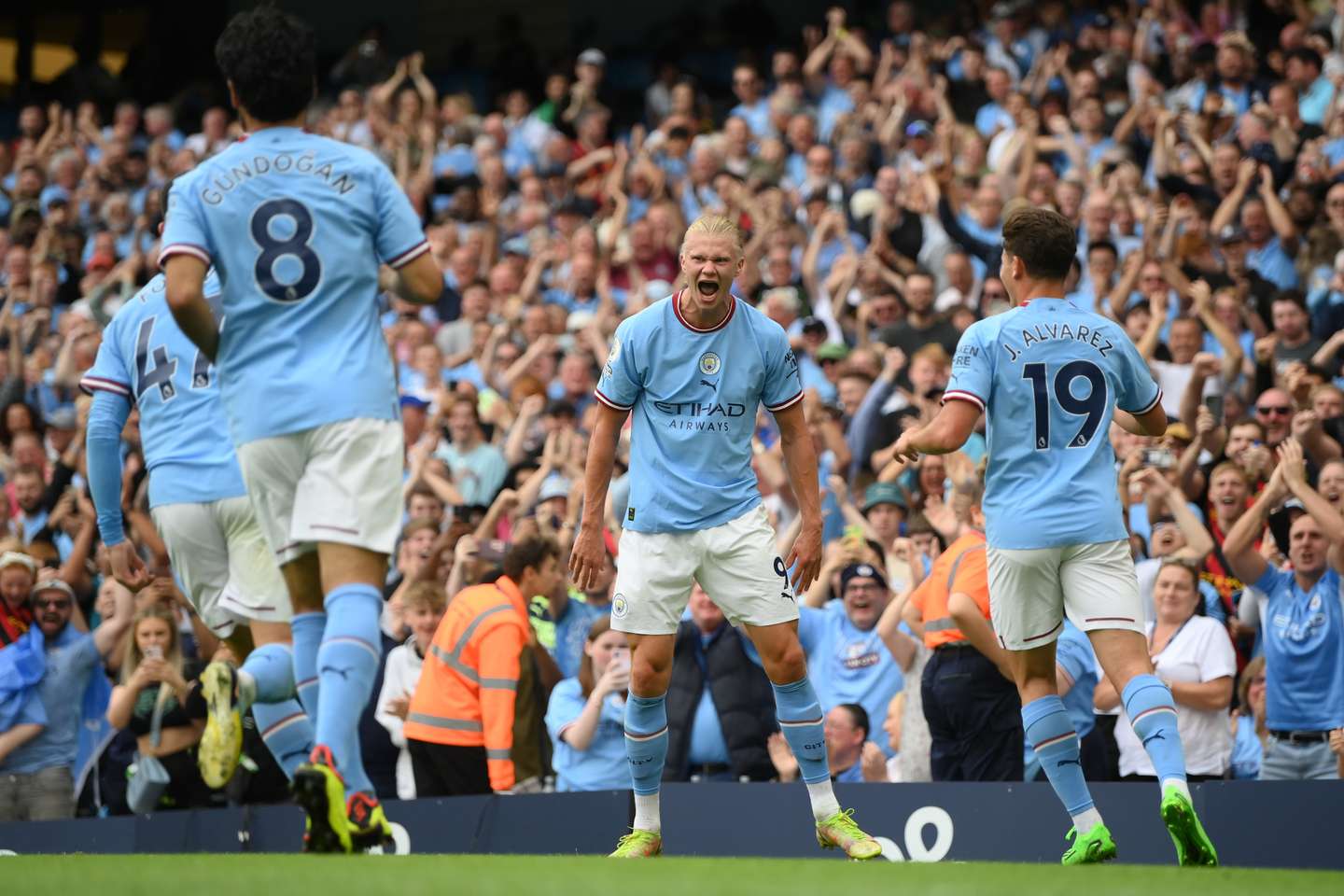 Manchester City v Crystal Palace - Premier League