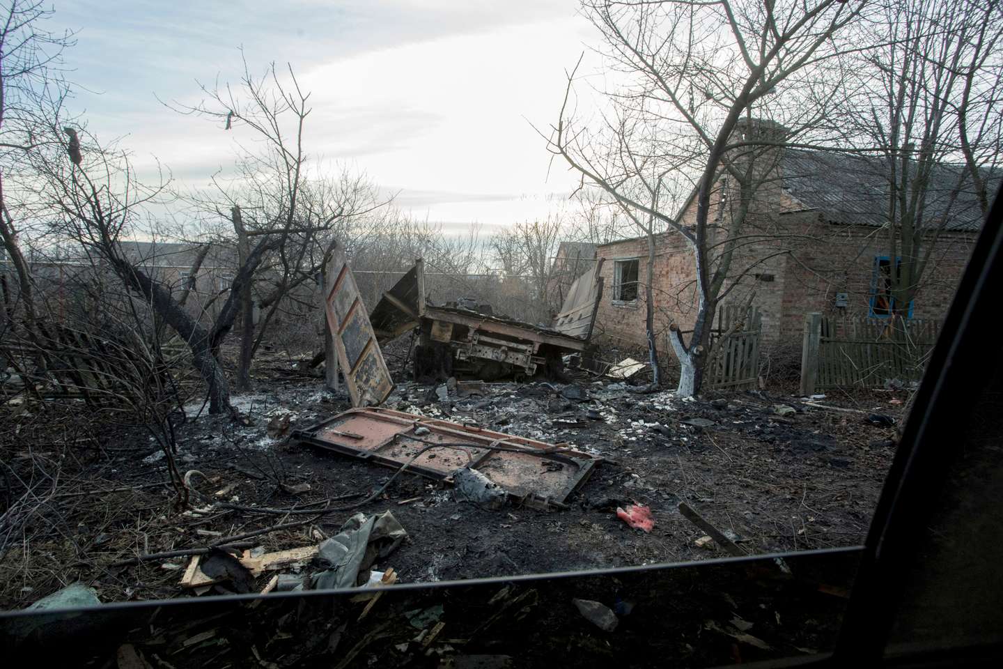 People Live In Front-Line Bakhmut Under Constant Shelling