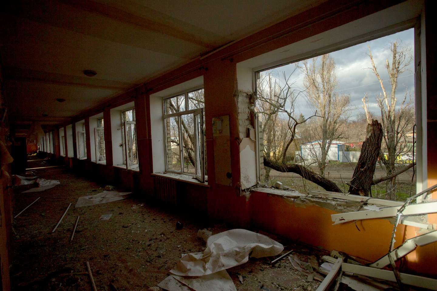 People Live In Front-Line Bakhmut Under Constant Shelling