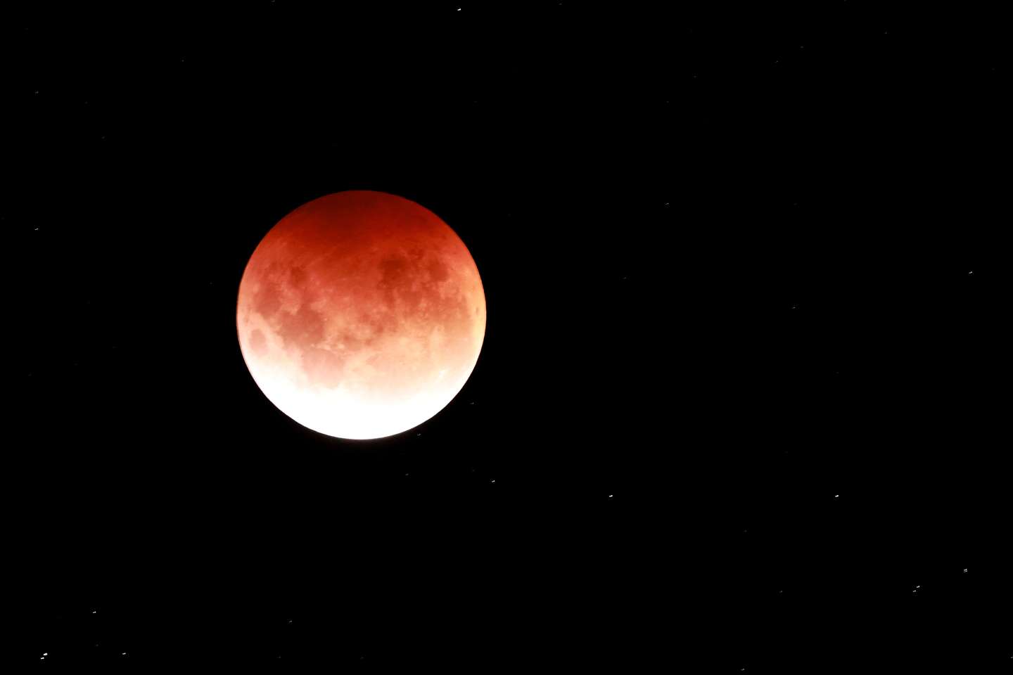 Super Blood Moon And Total Lunar Eclipse Seen In Auckland