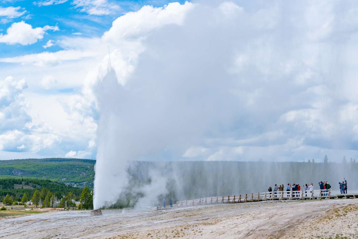 Yellowstone National Park Exteriors And Landmarks - 2021
