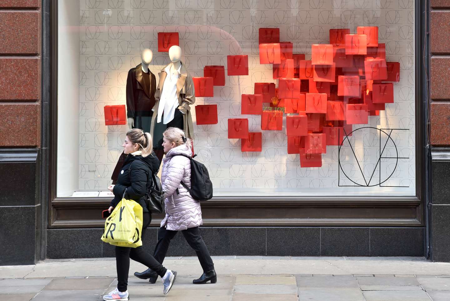 Celebração do Dia de São Valentim, também conhecido como Dia dos Namorados, em Londres, Inglaterra