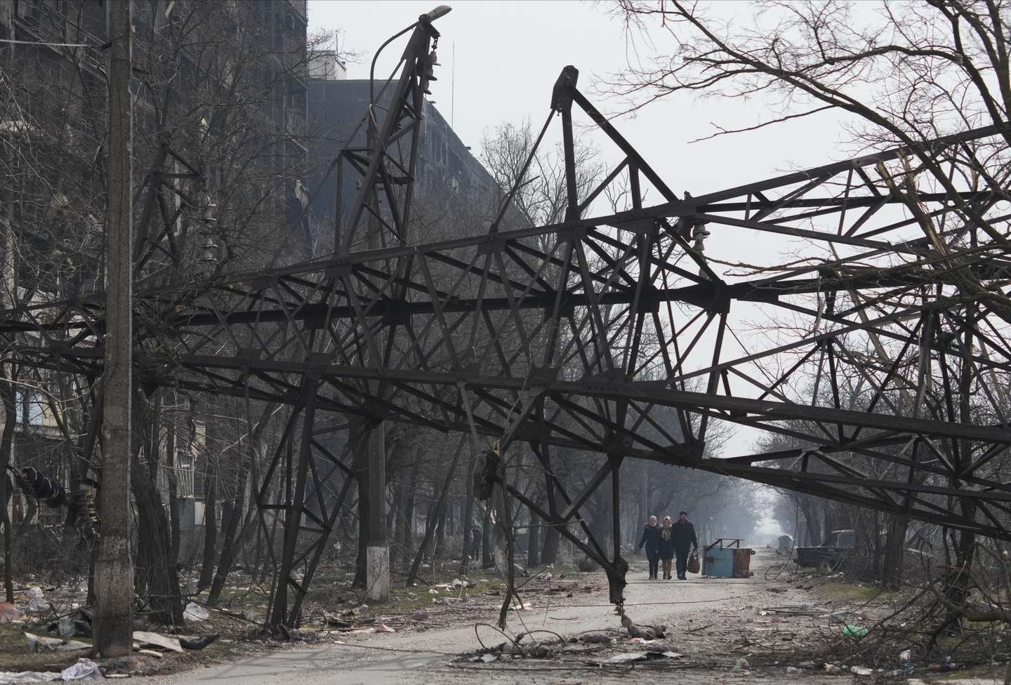 Evacuations from Mariupol continue