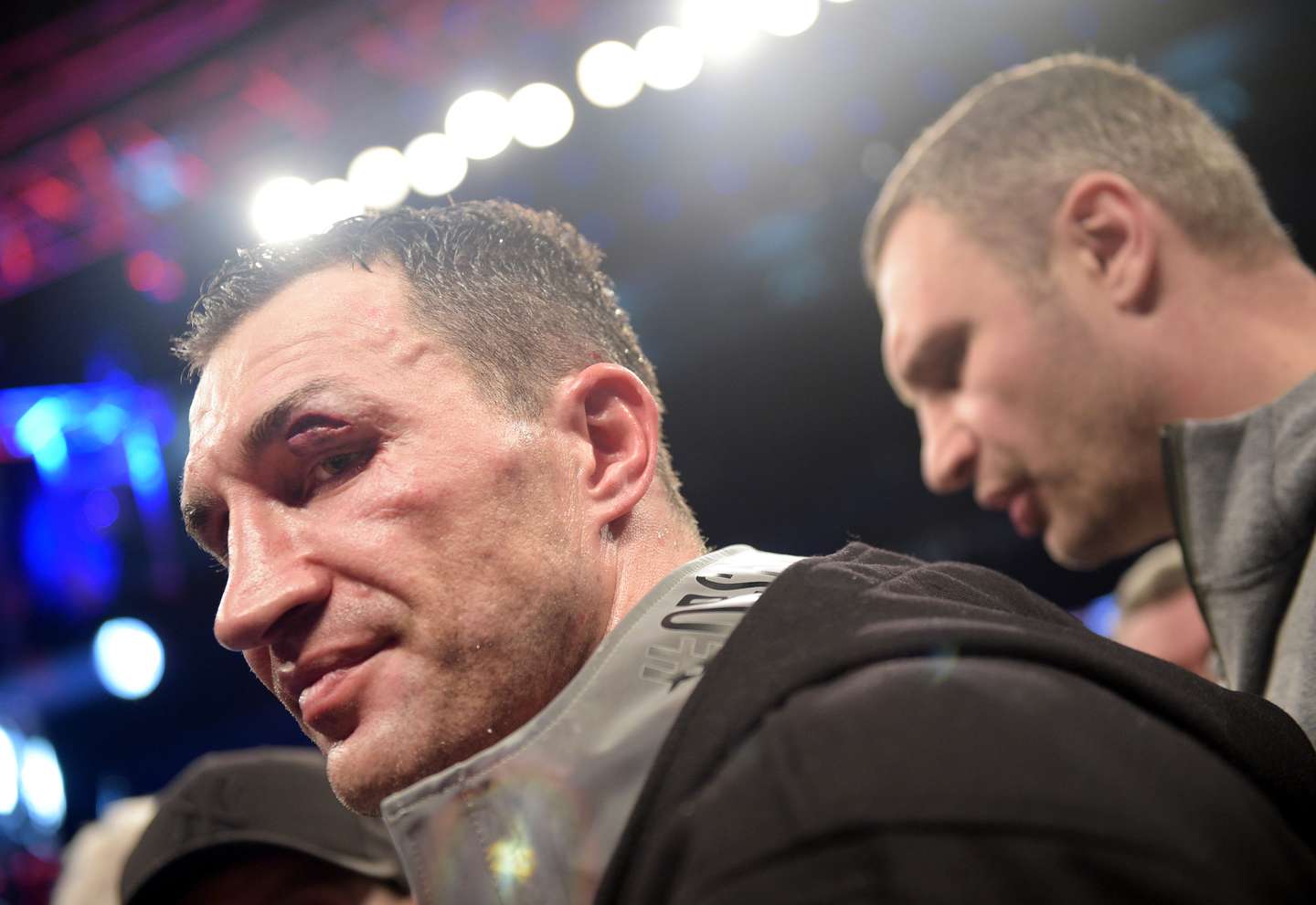 O mayor de Kiev, Vitali Klitschko, ex-campeão mundial de peso-pesado de boxe, e o irmão, Wladimir Klitschko , também ele ex-campeão de peso-pesado