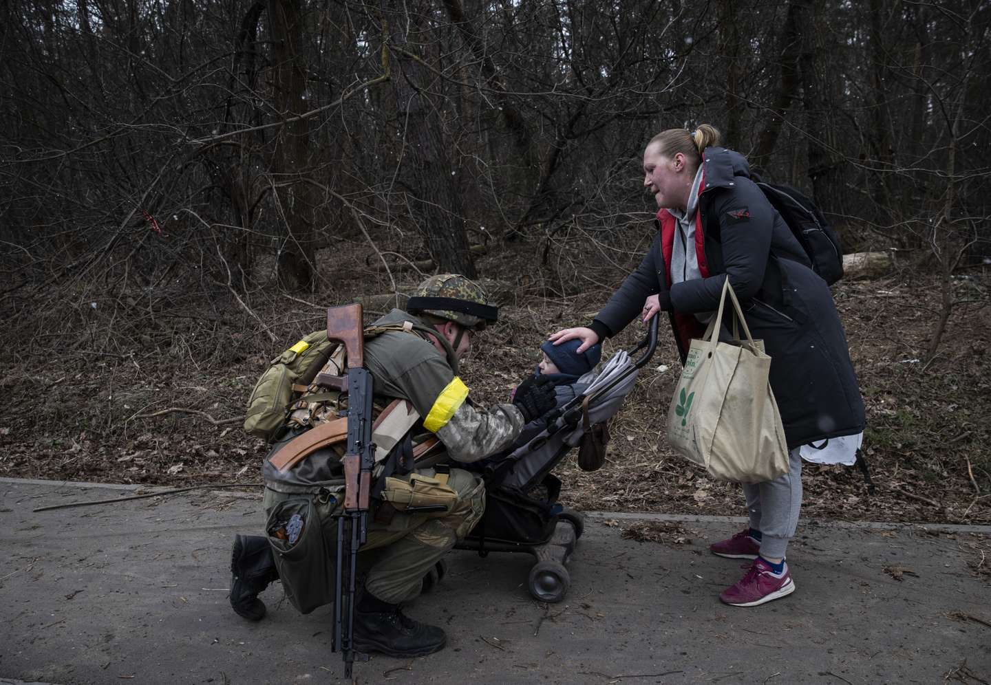 Civilians fleeing from Irpin, near Kyiv