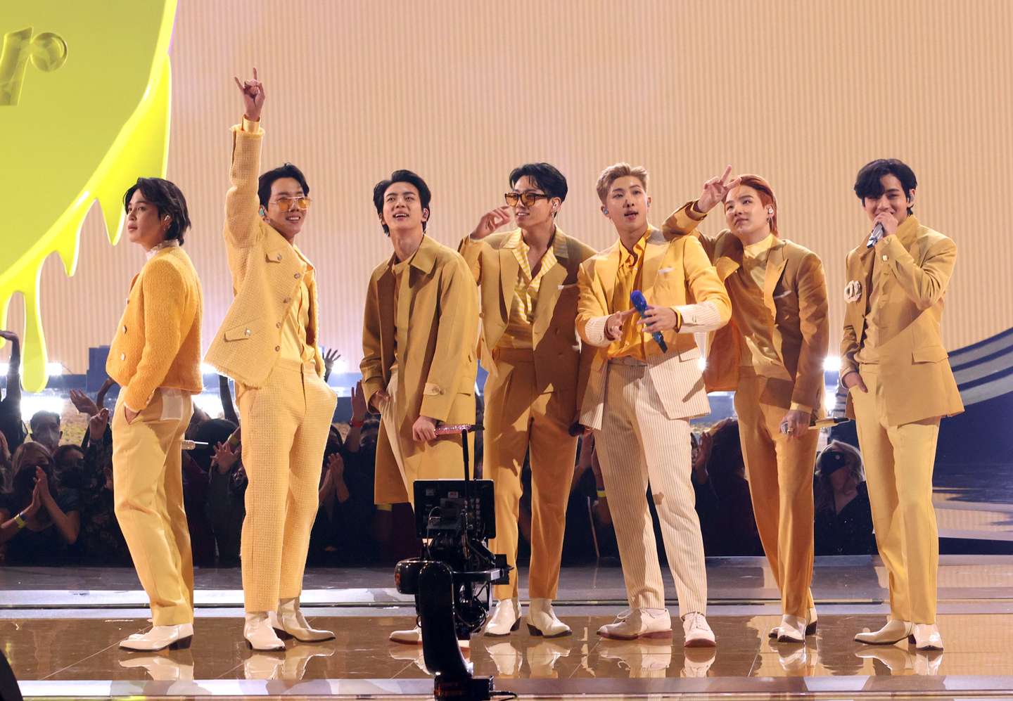 2021 American Music Awards - Fixed Show