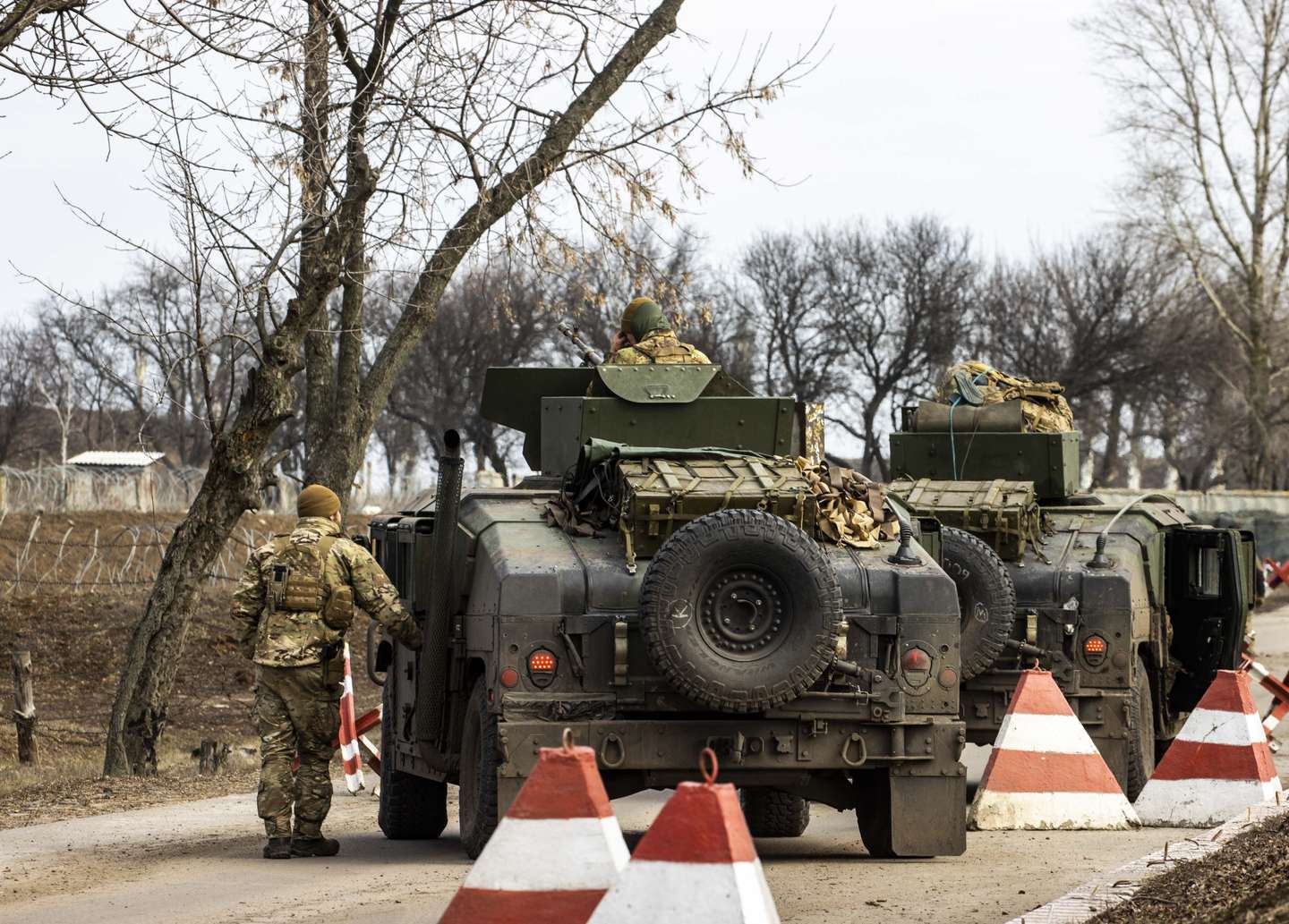 Residents in Ukraine's Donbas describe situation as 'terrifying'
