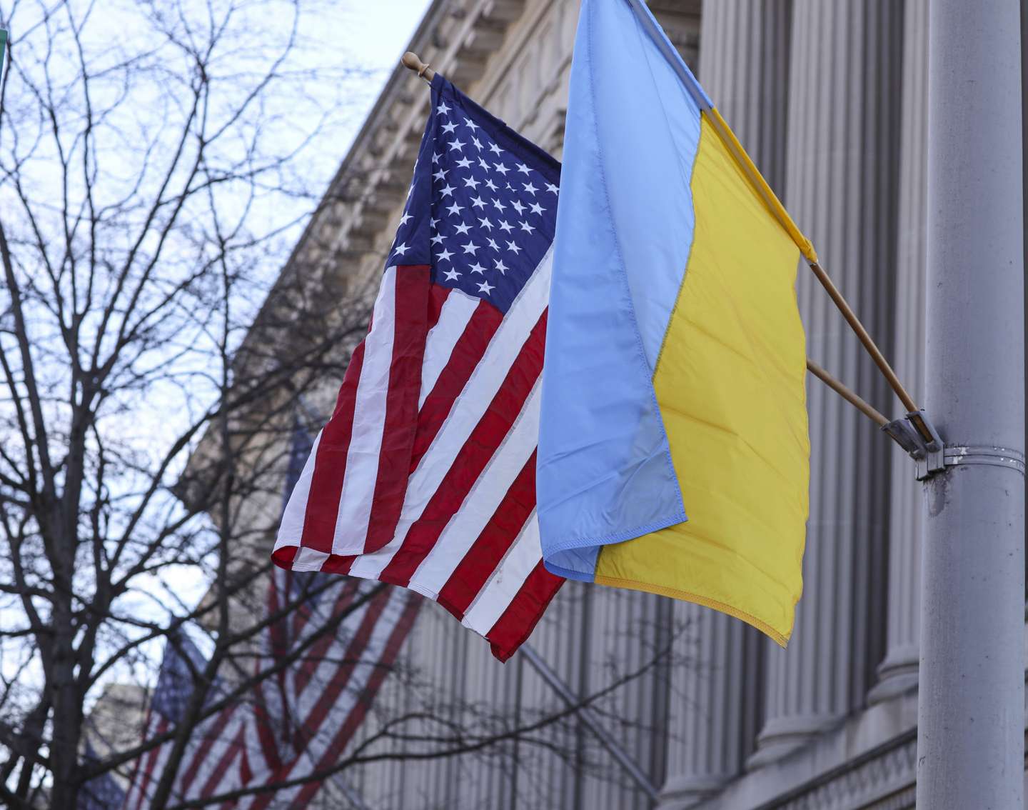 Ahead of Ukrainian President Zelenskyy's visit to US Capitol in Washington