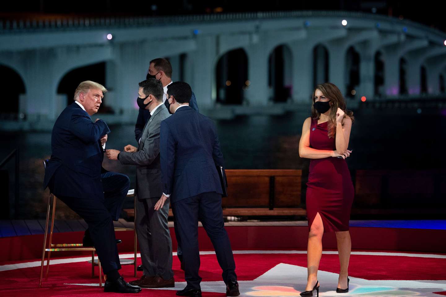 US-VOTE-TRUMP-TOWNHALL