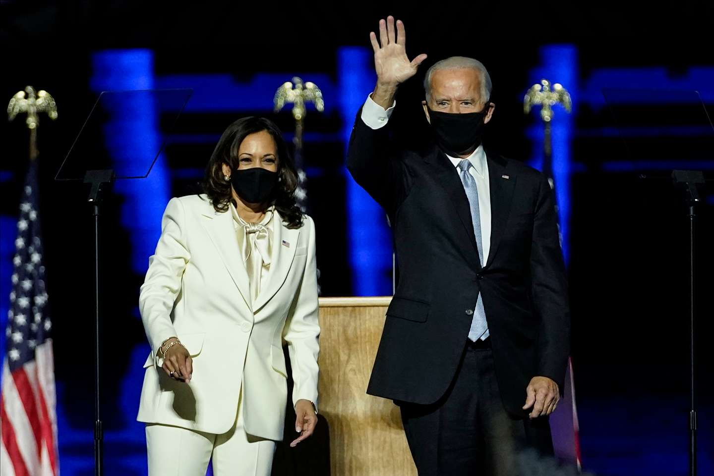 TOPSHOT-US-VOTE-BIDEN-HARRIS-POLITICS
