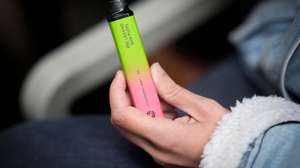 Organização Mundial de Saúde apela para medidas urgentes para proteger crianças e jovens dos cigarros eletrónicos