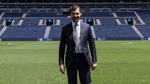 epa11324665 FC Porto&#039;s president Andre Villas-Boas poses for photos at the Dragao stadium in Porto, Portugal, 07 May 2024. Former FC Porto coach Andre Villas-Boas took the oath of office to become the 34th president in the club&#039;s history.  EPA/JOSE COELHO