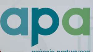 A ministra do Ambiente e Energia, Maria da Graça Carvalho, na conferência de imprensa para apresentação do balanço da época balnear 2025, resultados da fiscalização no Algarve, medidas de acesso às praias implementadas em Grândola, na Sede da Agência Portuguesa do Ambiente, em Lisboa, 27 de outubro de 2025. TIAGO PETINGA/LUSA
