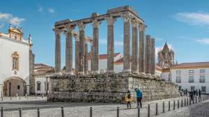 Évora