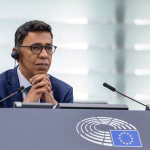 epa12437460 European Parliament vice-president Younous Omarjee chairs a debate on 'Common Agriculture Policy', at the European Parliament in Strasbourg, France, 07 October 2025. The current plenary session runs from 06 October until 09 October 2025.  EPA/CHRISTOPHE PETIT TESSON