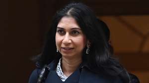 epa10603917 British Home Secretary Suella Braverman departs 10 Downing Street following a cabinet meeting in London, Britain, 02 May  2023.  EPA/ANDY RAIN
