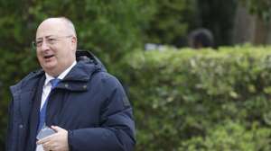O ministro da Agricultura, José Manuel Fernandes, à chegada para a reunião do Conselho de Ministros, no Palácio de São Bento, em Lisboa, 05 de março de 2026. ANTÓNIO PEDRO SANTOS/LUSA