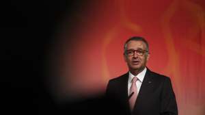 O Presidente da República, António José Seguro discursa durante o encontro com alunos portugueses, no Centro Cultural Artikuss de Sanem, inserido na visita oficial ao Grão-Ducado, Luxemburgo, 7 de junho de 2026. TIAGO PETINGA/LUSA