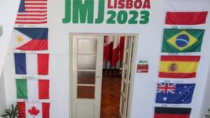 Américo Aguiar, bispo auxiliar de Lisboa e presidente da JMJ Lisboa 2023, não esconde o entusiasmo na sede da organização da Jornada, na antiga Manutenção Militar, no Beato, em Lisboa, 28 de julho de 2022. A um ano exato do início da Jornada Mundial da Juventude Lisboa 2023 (JMJLisboa2023), o bispo responsável pela organização do evento é claro: “É um desígnio nacional” e “vai ser uma experiência inesquecível”. (ACOMPANHA TEXTO DA LUSA DO DIA 01 DE AGOSTO). TIAGO PETINGA/LUSA