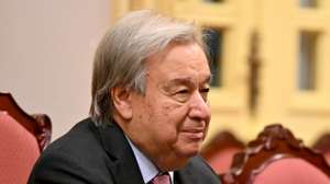 epa12478243 United Nations Secretary General Antonio Guterres looks on during a meeting with Vietnam's President Luong Cuong at the Presidential Palace in Hanoi, Vietnam, 24 October 2025.  EPA/NHAC NGUYEN / POOL
