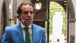 Miguel Albuquerque, presidente do Governo Regional da Madeira durante o encerramento do debate e votação na generalidade das propostas do "Orçamento e PIDDAR para 2025, proposta de orçamento da Região Autónoma da Madeira PARA 2025", na Assembleia Legislativa da Madeira, no Funchal, 16 de junho de 2025, HOMEM DE GOUVEIA/LUSA