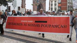 Lesados do BANIF manifestam-se no Funchal