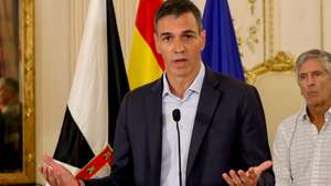 epa13143962 epa13143855 Spanish Prime Minister Pedro Sanchez speaks at a press conference in Ceuta, Spain, 31 July 2026. Sanchez traveled to the autonomous city following the arrival of thousands of migrants from Morocco.  EPA/Reduan Dris  EPA/Reduan Dris