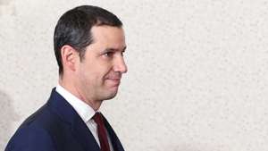 O novo ministro das Infraestruturas, João Galamba, durante a cerimónia de tomada de posse dos novos ministros das Infrastruturas e da Habitação, que decorreu no Palácio de Belém, em  Lisboa, 04 de janeiro de 2023. ANTÓNIO COTRIM/LUSA