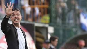 Nacional’s head coach Tiago Margarido  during their Portuguese First League soccer match against FC Porto held at Madeira Stadium in Funchal, Portugal,  12 January 2025. On December 3rd, the game was interrupted at 15 minutes due to fog, with today's date being chosen to resume the rest of the game. HOMEM DE GOUVEIA/LUSA