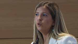 A ministra da Cultura Juventude e Desporto, Margarida Balseiro Lopes, discursa na sessão sobre a Revisão do Estatuto dos Profissionais da Área da Cultura (EPAC), no Centro Cultural de Belém, em Lisboa, 13 de julho de 2026. TIAGO PETINGA/LUSA
