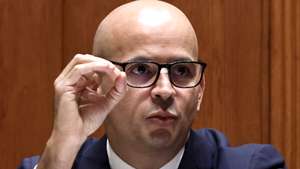 O ministro das Finanças, João Leão, durante a sua audição na Comissão de Orçamento e Finanças, no âmbito da apreciação, na generalidade, da Proposta de Lei n.º 116/XIV/3.ª (GOV) - Aprova o Orçamento do Estado para 2022, na Assembleia da República, em Lisboa, 22 de outubro de 2021. ANTÓNIO COTRIM/LUSA