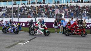(L-R) Spanish rider of Gresini Racing MotoGP Fermin Aldeguer, French rider of LCR Honda and Italian rider of Ducati Lenovo Team Francesco Bagnaia before the Sprint Race of the Motorcycling Grand Prix of Portugal, in Portimao, Portugal, 08 November 2025. The 2025 Motorcycling Grand Prix of Portugal is held on 09 November.  JOSE SENA GOULAO/LUSA