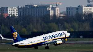 epa12895811 A Ryanair airplane departs from the Berlin Brandenburg Airport in Schoenefeld, Germany, 17 April 2026. Global airlines face surging jet fuel costs amid escalating tensions in the Middle East. The volatile situation is tightening supply and pushing kerosene prices to record levels.  EPA/FILIP SINGER