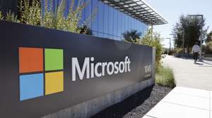 epa12488688 Microsoft signage at their corporate offices in Mountain View, California, USA, 28 October 2025. Microsoft is scheduled to release their earnings report at the end of the closing bell on 29 October 2025.  EPA/JOHN G. MABANGLO