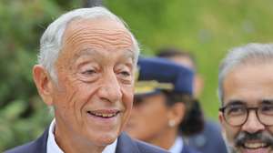 epa11413073 Portugal&#039;s President Marcelo Rebelo de Sousa (L) arrives for the opening ceremony of the Summit on Peace in Ukraine at the Buergenstock Resort in Stansstad, near Lucerne, Switzerland, 15 June 2024. International heads of state gather on 15 and 16 June at the Buergenstock Resort in central Switzerland for the two-day Summit on Peace in Ukraine.  EPA/Denis Balibouse / POOL    EDITORIAL USE ONLY  EDITORIAL USE ONLY