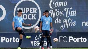 FC Porto players Matheus Uribe (L) and Luiz Dias (R) during their team's training session at Olival training centre in Vila Nova de Gaia, near Porto, Portugal, 18 October 2021. FC Porto will face AC Milan in their UEFA Champions League on 19 October 2021. ESTELA SILVA/LUSA