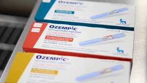 epa12095091 The prescription drug Ozempic is stocked on a shelf at a pharmacy in Los Angeles, California, USA, 12 May 2025. Today, US President Donald Trump signed an executive order that aims to cut prescription drug costs in the US. The new order directs Health and Human Services Secretary Robert F. Kennedy Jr. to come up with price-cutting goals within 30 days.  EPA/ALLISON DINNER