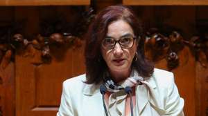 A ministra do Ciência, Tecnologia e Ensino Superior, Elvira Fortunato, intervém durante o debate da moção de censura ao governo, apresentada pelo Chega, que decorreu na Assembleia da República em Lisboa, 19 de setembro de 2023. ANTÓNIO COTRIM/LUSA