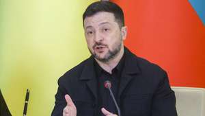epa12860557 Ukrainian President Volodymyr Zelensky attends a joint press conference with Bulgarian Prime Minister Gyurov in Kyiv, Ukraine, 30 March 2026. The Bulgarian prime minister arrived in Kyiv to meet with top Ukrainian officials amid the Russian invasion.  EPA/SERGEY DOLZHENKO