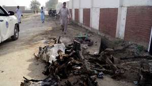 epa12446361 A view of the damages following a suspected militants attack against a police station in Dera Ismail Khan, in the KPK province, Pakistan, 11 October 2025. According to Deputy Superintendent of Police, Muhammed Adnan, at least seven policemen were killed, 13 injured, and three militants were killed after police repelled an attack on a training centre in Dera Ismail Khan on 10 October. The assault comes amid a surge in militant attacks on security forces across Khyber Pakhtunkhwa and Balochistan.  EPA/SAOOD REHMAN