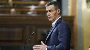 epa13060174 Spain's Prime Minister Pedro Sanchez speaks during a plenary session at the Congress of Deputies, in Madrid, Spain, 24 June 2026. Prime Minister Sanchez appears before the Spanish lower house of parliament to defend his government's record amid a series of corruption cases and judicial investigations affecting his party PSOE and its inner circle.  EPA/CHEMA MOYA