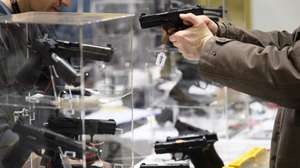 Receitas de principais fornecedores de armas do mundo caíram em 2022
