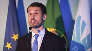O administrador da NAV, Pedro Ângelo, usa da palavra durante a inauguração do sistema de gestão de tráfego aéreo "Topsky" e da sala de operações de controlo de tráfego aéreo, na NAV (Navegação Aérea de Portugal), em Lisboa, 14 de fevereiro de 2023. JOSÉ SENA GOULÃO/LUSA